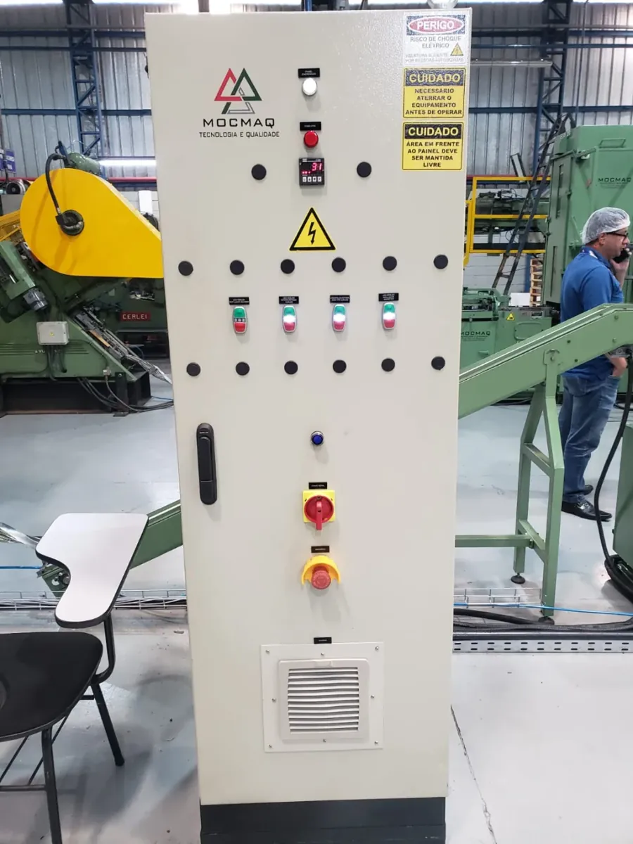 Painel industrial SCAION — Projetos de Automação